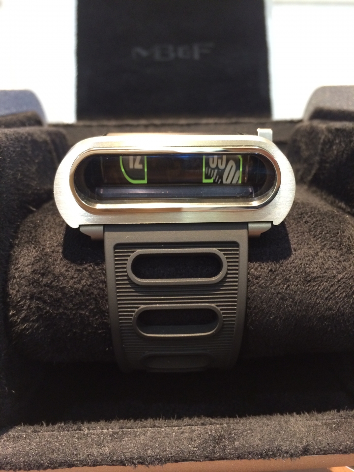 [簡易開箱] 獨立製表品牌MB&F Machine No.5