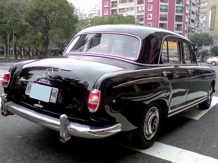 超讚的老賓士 W180 II 220S 1956–1959