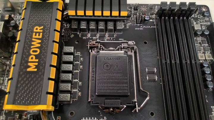 土豪金配色 自組電腦初體驗(I7 4790K,Z97 MPOWER,HyperX 3K 240G,TD03,FT04,STRIDER GOLD 1200W)
