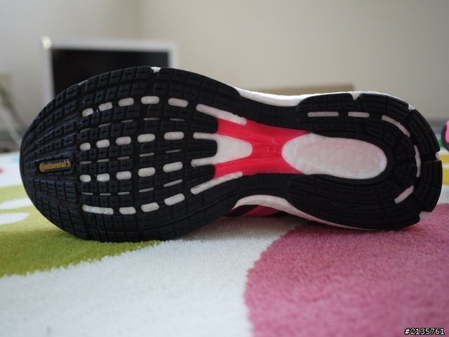 [開箱] Adidas adizero Boston Boost 慢跑鞋