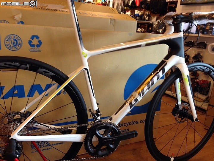 2015 Defy Advanced SL 1  開箱