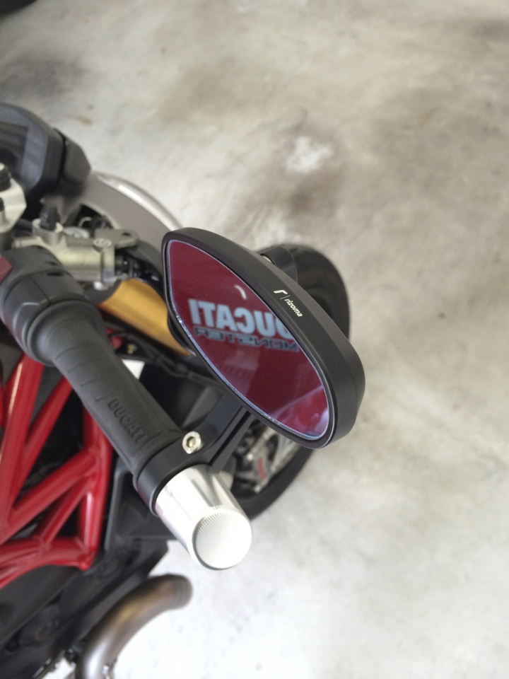 [開箱] Ducati Monster 1200s