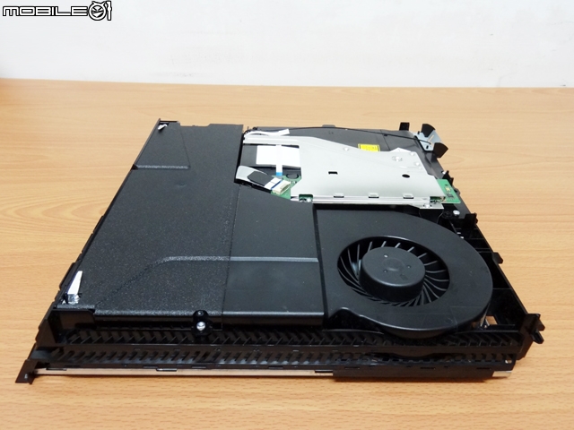 [分享] PS4 保固內...電源觸控沒反應怎麼辦? 自己動手拆 [拆裝流程]