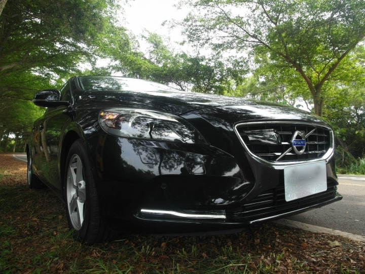 《VOLVO仲夏輕鬆遊》V40 T4旗艦Polestar版