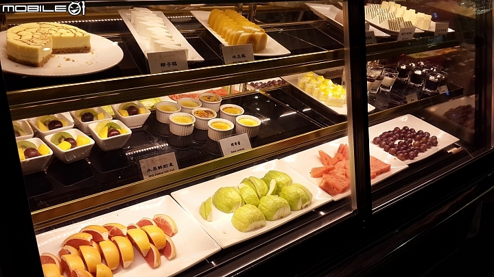 Line饅頭遊臺灣之 “嘉義 皇品國際酒店 舞蝶西餐廳用餐分享”