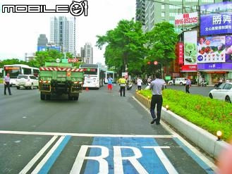 建議檢討BRT這個交通政策！