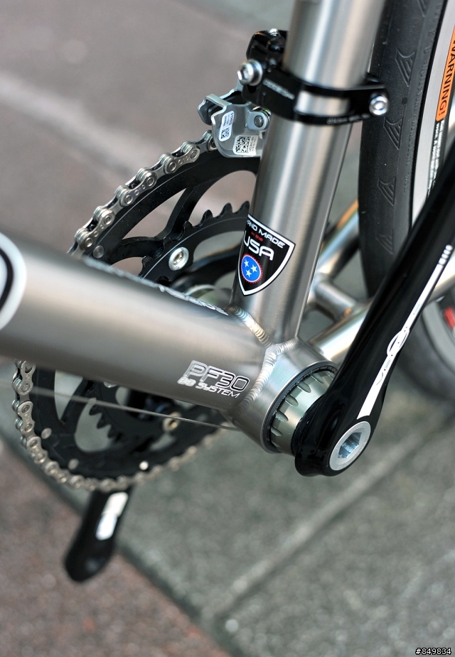 手工 LITESPEED T7 鈦合金700c公路車 完工！！