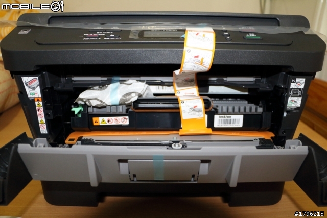 [開箱] Brother DCP-7060D