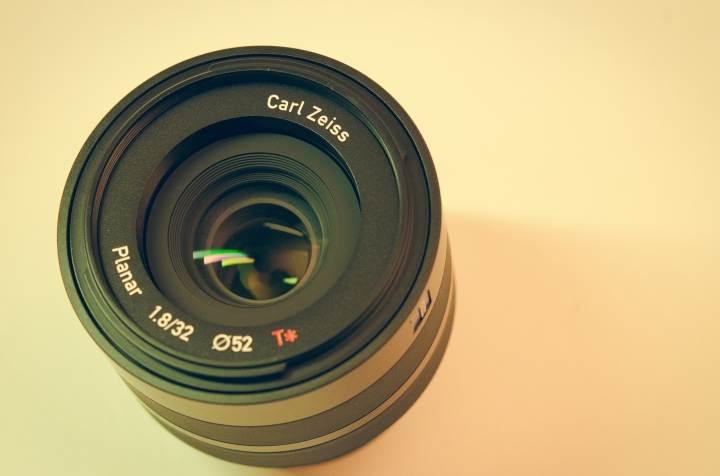 開個箱~ Zeiss touit 32mm f1.8