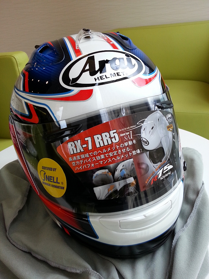 ARAI RX-7RR5 PEDROSA GP 安全帽收到了