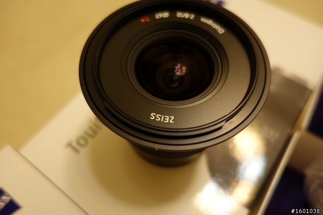 Carl Zeiss Touit 2.8/12+1.8/32 開箱