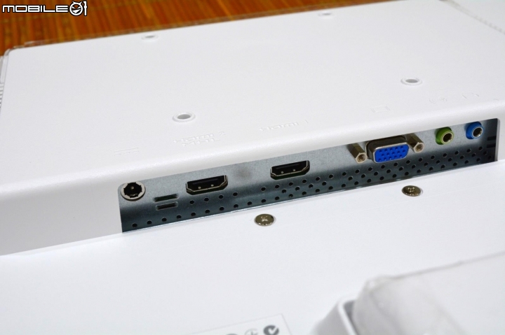 [01首發] ViewSonic VX2363Smhl-W 超正點的白色精靈!