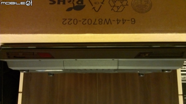 [開箱]舊瓶裝新酒，喜傑獅AX-X70登場