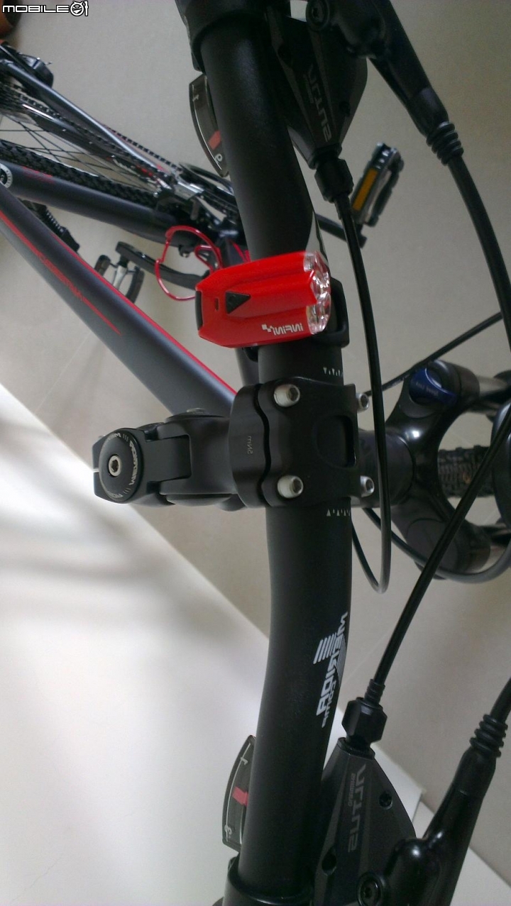 分享:2015 MERIDA CROSSWAY 100