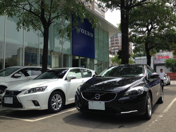 《VOLVO仲夏輕鬆遊》V40 T4旗艦Polestar版
