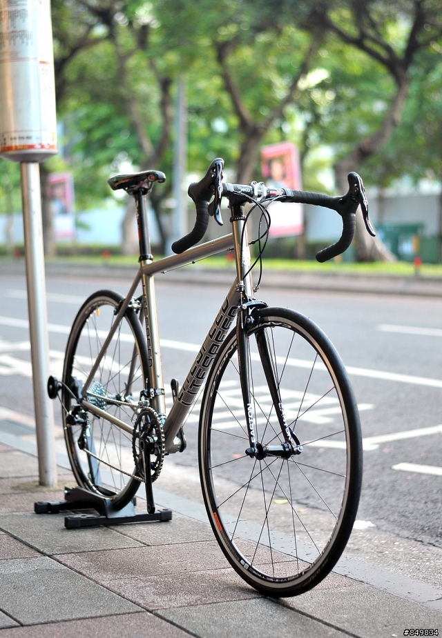 手工 LITESPEED T7 鈦合金700c公路車 完工！！