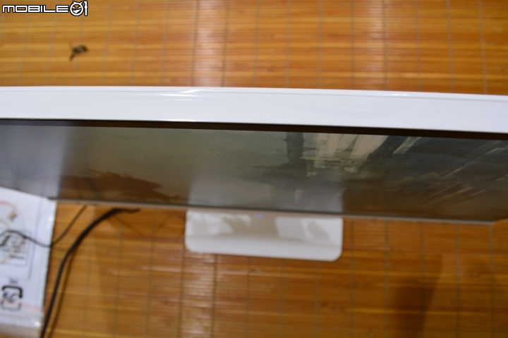 [01首發] ViewSonic VX2363Smhl-W 超正點的白色精靈!