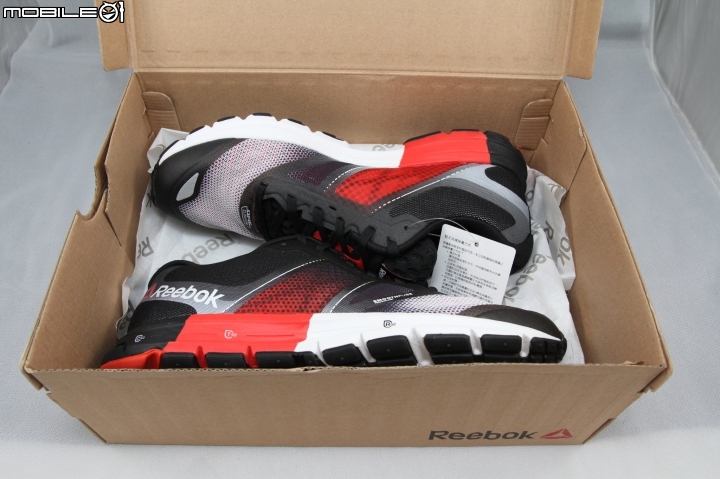 三層中底的新感受 - Reebok One Cushion 2.0
