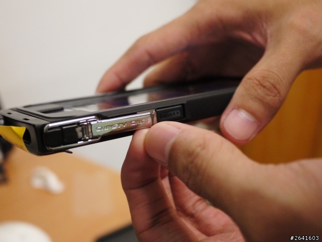 【開箱】iboutique Uncommon iPhone5/5S Safety手機防水保護殼
