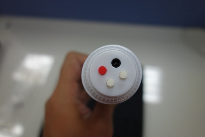 [開箱] 中華節能~夜行天使 DA20 手電筒+行動電源