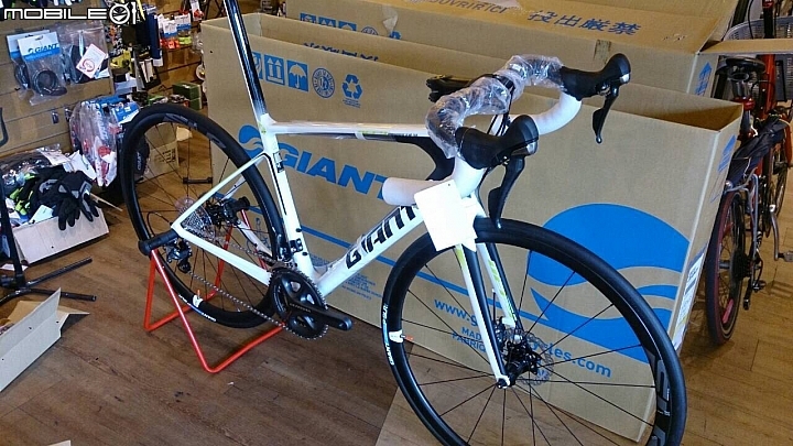 2015 Defy Advanced SL 1  開箱