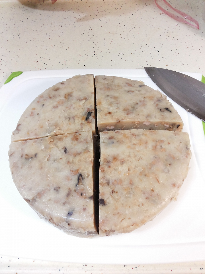 超美味-[油蔥肉燥糕]~