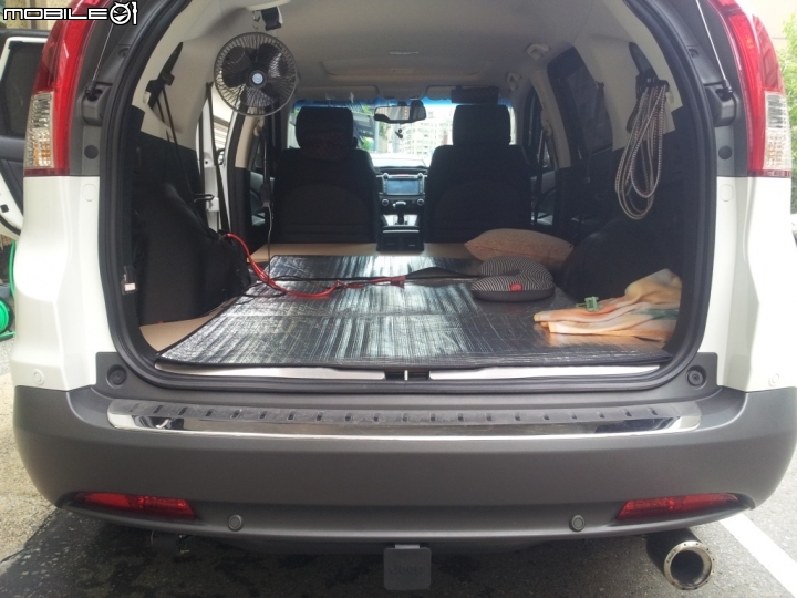<crv4 露營> 防蚊帳與12v電風扇