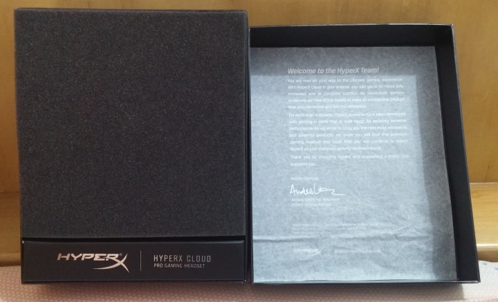 Kingston、HyperX、QPAD 黃金三角代表作—— Kingston HyperX Cloud 電競耳機