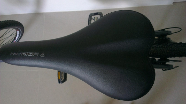分享:2015 MERIDA CROSSWAY 100