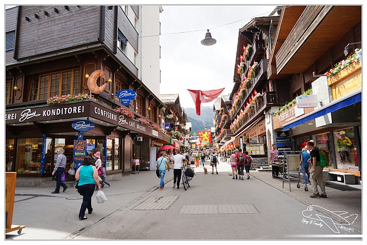 【遊記】 歐鐵pass記旅Day4。Luzern-Zermatt-Gornergrat觀景台，馬特洪峰、冰河極限美景。巧遇國慶日。人生一定要來一次！瑞士