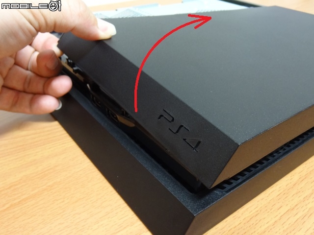 [分享] PS4 保固內...電源觸控沒反應怎麼辦? 自己動手拆 [拆裝流程]
