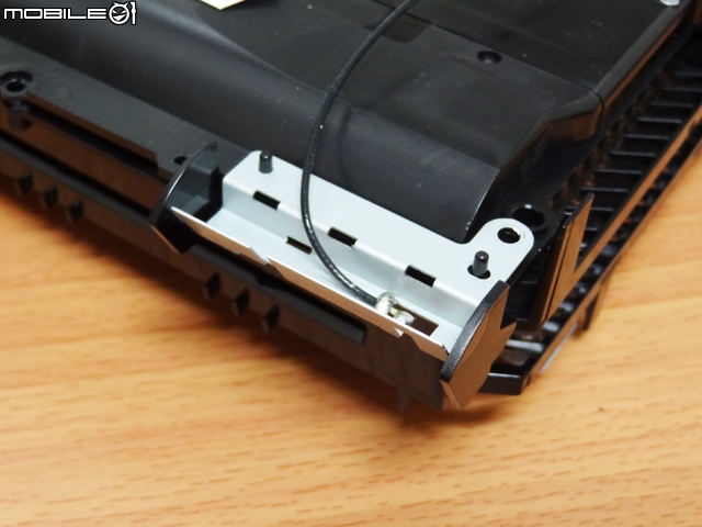 [分享] PS4 保固內...電源觸控沒反應怎麼辦? 自己動手拆 [拆裝流程]