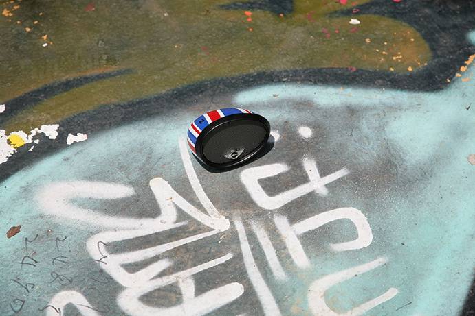 【開箱】Mini Cooper原廠授權的藍牙喇叭 - iUi Compact Mirror