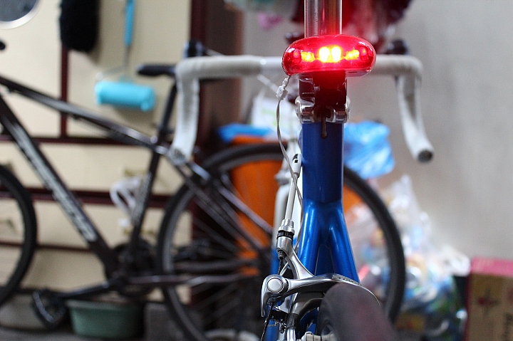 公路車DIY有線煞車燈分享(圖多)(8/15 影片新增)