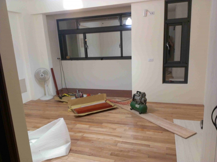 新手diy實木地板  (新增完工圖)
