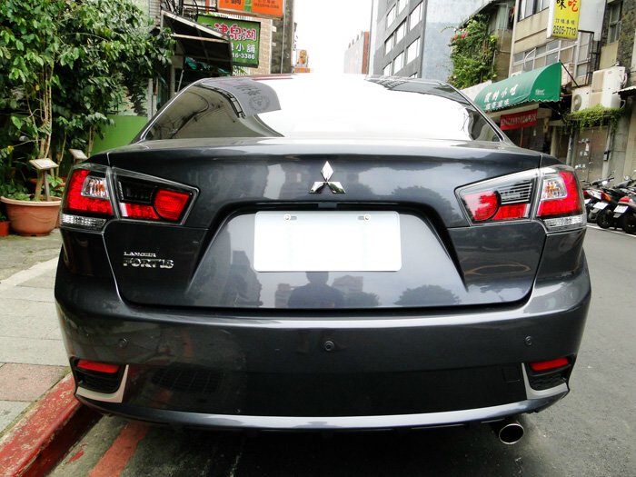 2014 NEW LANCER FORTIS 不專業開箱