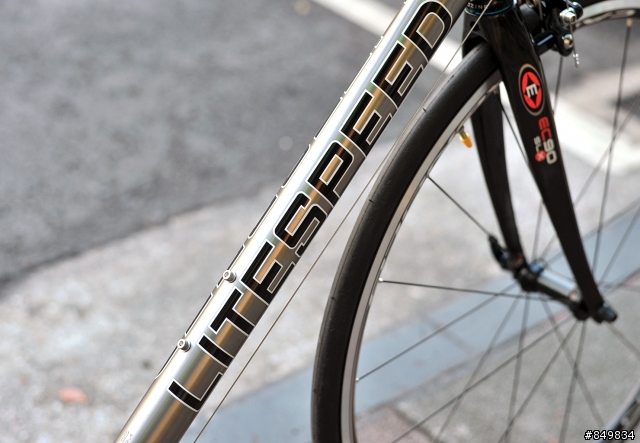 手工 LITESPEED T7 鈦合金700c公路車 完工！！