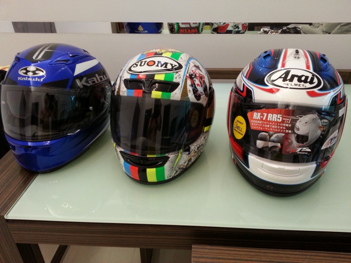 ARAI RX-7RR5 PEDROSA GP 安全帽收到了