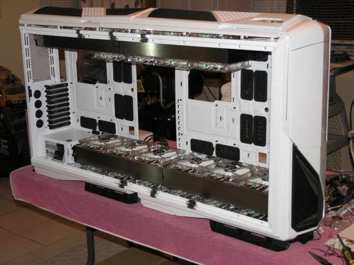 台中BRT  VS   NZXT BRT到底哪個比較威