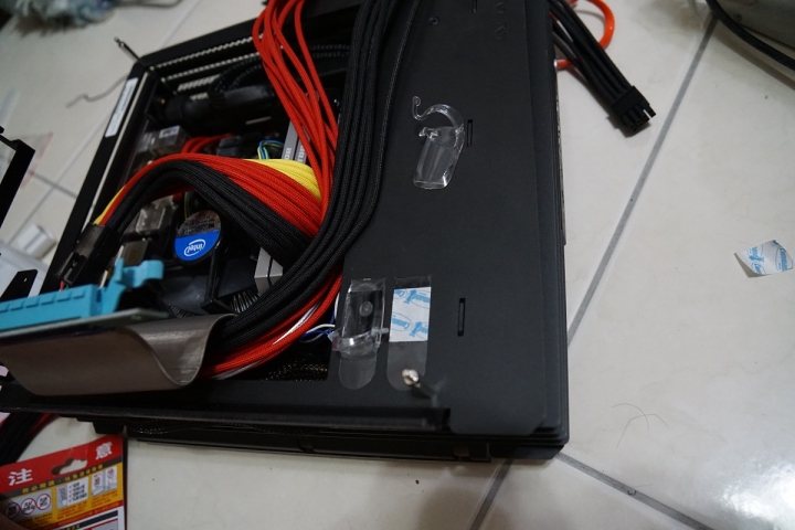 招潮蟹的逆襲(進化之水冷蟹)-ASUS MARS 760硬上IN WIN H-Frame mini ITX