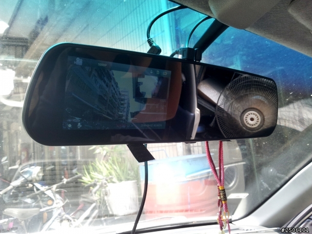 【開箱】包黑子X10 - NT00的倒車顯影行車記錄器