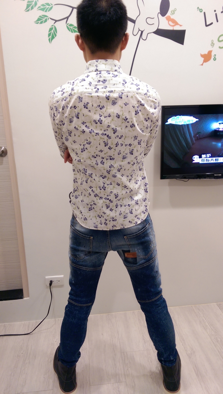 [阮的肉干之監獄風雲不專業開箱] DSQUARED2 秋冬款 TIDY BIKER JEAN (S74la0643s30342)