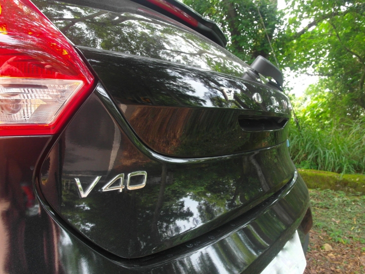 《VOLVO仲夏輕鬆遊》V40 T4旗艦Polestar版