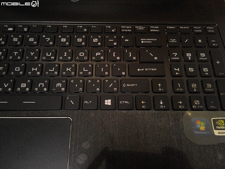 [開箱]MSI WS60 輕薄型工作站筆電簡評(9/10更新)