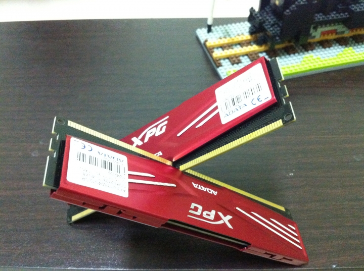紅色三倍速！ADATA XPG DDR3 2133 4G*2超頻記憶體