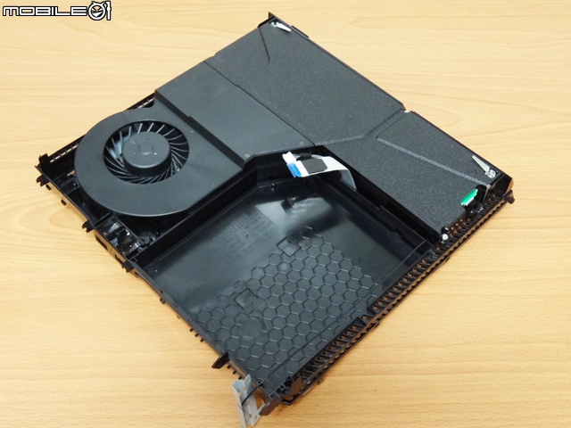 [分享] PS4 保固內...電源觸控沒反應怎麼辦? 自己動手拆 [拆裝流程]
