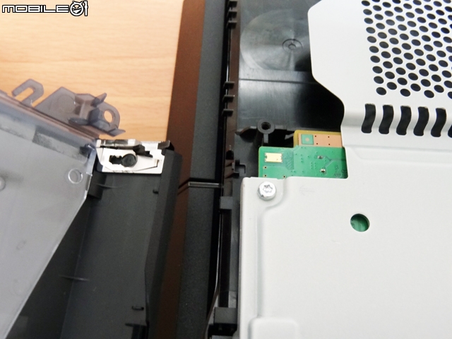 [分享] PS4 保固內...電源觸控沒反應怎麼辦? 自己動手拆 [拆裝流程]