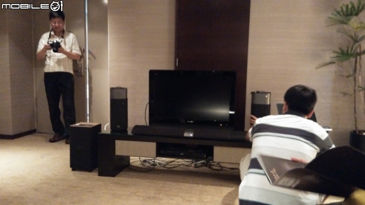 Philips Fidelio E5無線隨選環繞音效喇叭體驗心得創造真實的環繞感受