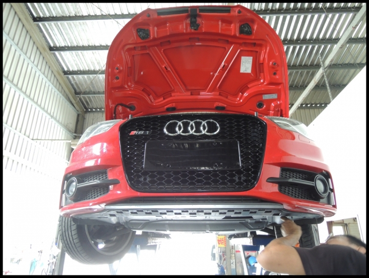 AUDI A1 換裝烤肉網