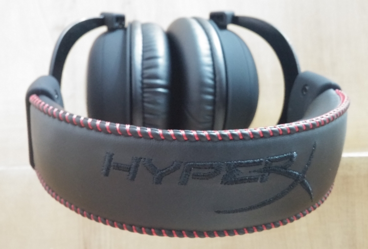 Kingston、HyperX、QPAD 黃金三角代表作—— Kingston HyperX Cloud 電競耳機